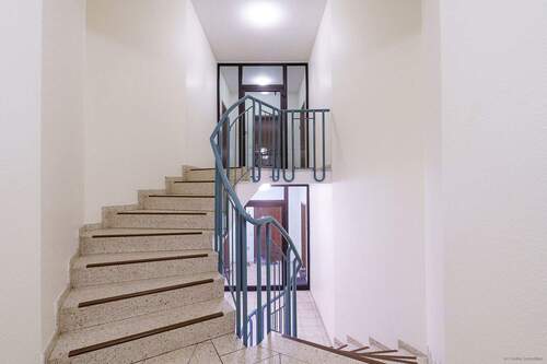 Treppenhaus, Zugang zum Kellergeschoss - 