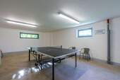 Gemeinschaftlicher Kellerbereich, Tischtennisraum, - 