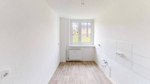 Küche Vergleichswohnung - Geräumige 2-Raum-Balkonwohnung per Aufzug erreichbar