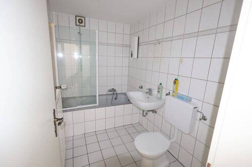 Objekt I - Wohnung 1. OG - Badezimmer - 