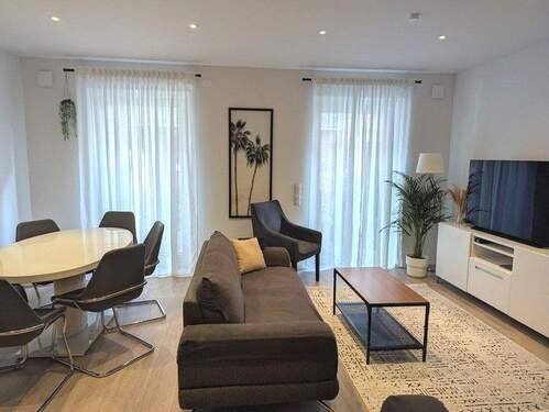 11 - 5 Zimmer Reihenmittelhaus in Norderstedt