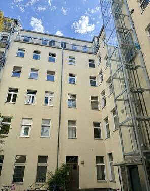 Hinterhaus - 