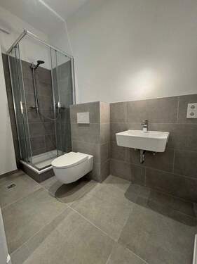 Badezimmer - 2 Zimmer Etagenwohnung zum Kaufen in Berlin