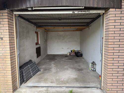 Garage - 