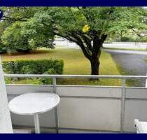 Nur noch einziehen! 3-Zimmer-Wohnung mit Balkon, Tageslichtbad mit Wanne, separates WC - Singen (Hohentwiel)