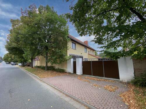Straßenansicht - 3 Zimmer Einfamilienhaus zum Kaufen in Oberheldrungen