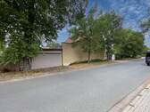 Garagenzufahrt - 3 Zimmer Einfamilienhaus in Oberheldrungen