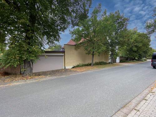 Garagenzufahrt - 3 Zimmer Einfamilienhaus in Oberheldrungen