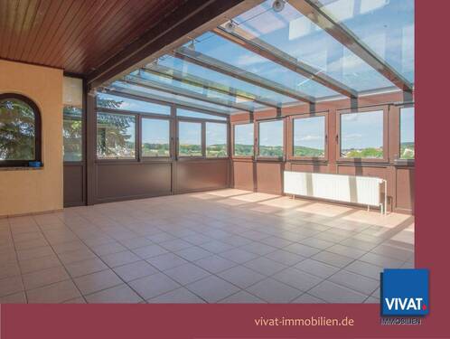 Bild 1 - Wintergarten, Blick, Gartenpool, PV, viel Platz für die Familie - großes EFH oder Generationenhaus