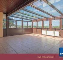 Wintergarten, Blick, Gartenpool, PV, viel Platz für die Familie - großes EFH oder Generationenhaus - Grävenwiesbach