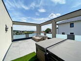 Dachterrasse mit Jacuzzi - 