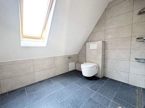 Badezimmer - Mehrfamilienhaus, Wohnhaus mit 202,30 m² in Tübingen zum Kaufen