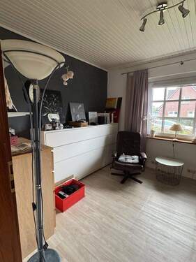 Kinderzimmer / Büro - 