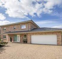 Sasel . Bestlage . Exklusives KfW 55 Einfamilienhaus A+ mit Wärmepumpe - Hamburg