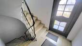 Eingang-Treppenhaus - 