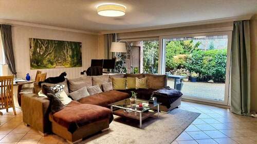 Wohnzimmer Ansicht 1 - 3-Zimmer-Eigentumswohnung mit großer Terrasse in Hamburg Bramfeld