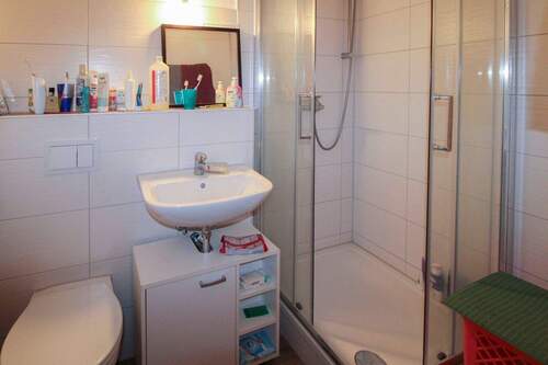 Bad - 3 Zimmer Einfamilienhaus zum Kaufen in Wittenberg