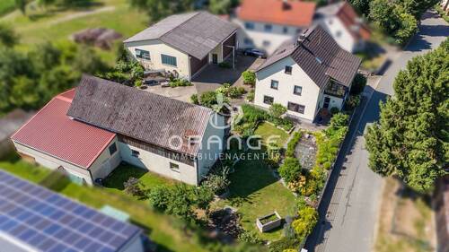 Wohnen in Freihausen - 8 Zimmer Einfamilienhaus in Seubersdorf in der Oberpfalz / Freihausen