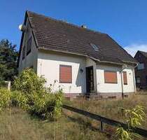 PROVISIONSFREI für den Käufer! Geräumiges Wohnhaus auf großem Grundstück! - Kirchlinteln Bendingbostel