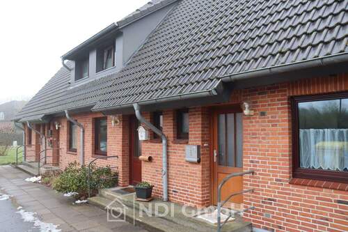 Front Nr. 9 - 2 - 1 Zimmer Mehrfamilienhaus, Wohnhaus zum Kaufen in Reinfeld (Holstein)