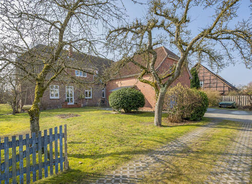 Shopaushang - 7 Zimmer Bauernhaus, Landhaus zum Kaufen in Winsen