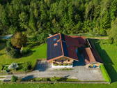 Bild 1 - Wohnen im Grünen: Großes Haus mit Garten und zusätzlichem Baugrund (provisionsfrei)