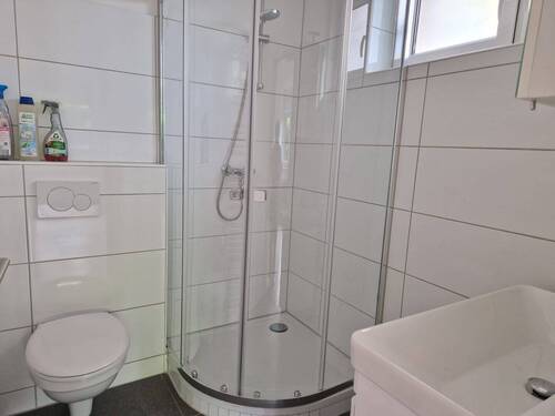 Badezimmer - Etagenwohnung mit 43,00 m&sup2; in Bad Salzuflen zur Miete
