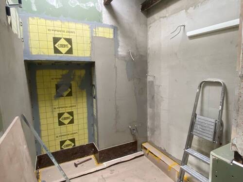 Vorbereitetes Bad im 1. OG - 