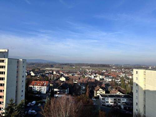 Panorama - 4 Zimmer Etagenwohnung in Friedrichshafen