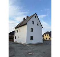 2 Fam, Haus in Nordhalben mit Garten