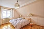 Schlafzimmer im Dachgeschoss - 