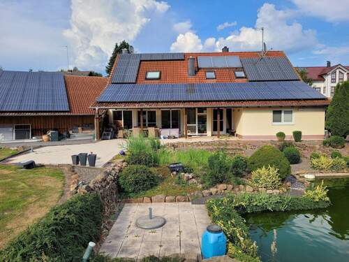 20240813_173558.jpg - TOLLE RANDLAGE!!! Großes, modernes Wohnhaus in angenehmer Lage