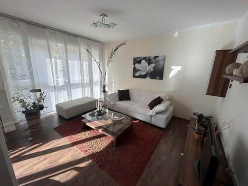 Wohnzimmer - Modernes Wohnen in urbaner Lage - Cityhouse mit Wintergarten