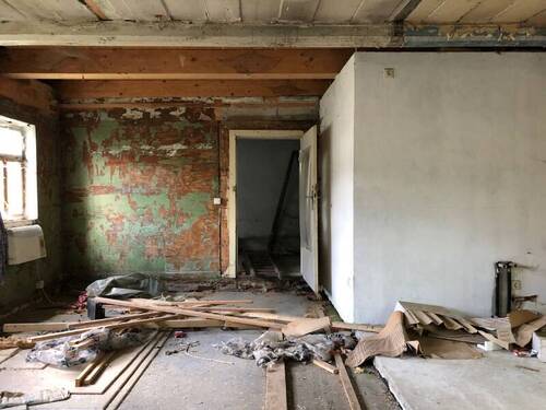 Blockstube talseits - 