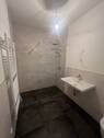 Beispiel Badezimmer - Etagenwohnung mit 81,20 m² in Schlitz zur Miete