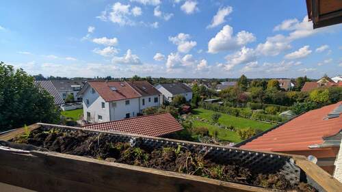 Blick vom Balkon - 6 Zimmer Etagenwohnung zum Kaufen in Friedrichshafen
