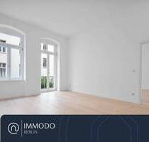 ?? Wohnglück im Sonnigem Zuhause - renovierte 2 Zimmer Wohnung mit Balkon - Berlin Siemensstadt