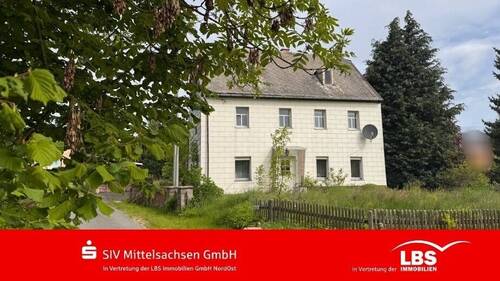 Außenansicht - Historisches Haus zum Sanieren!