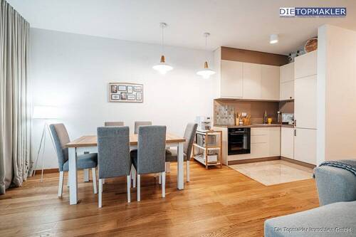 Wohnen/Küche - Etagenwohnung mit 72,00 m&sup2; in Budva zum Kaufen