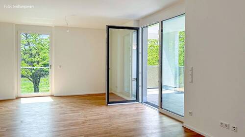 Musterwohnung: Wohn- und Essbereich - 3 Zimmer Etagenwohnung in Leinfelden-Echterdingen