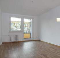 WG gesucht! 3 Zimmer - 339,00&nbsp;EUR Kaltmiete, ca.&nbsp; 60,50&nbsp;m&sup2;&nbsp;Wohnfl&auml;che in Bernburg (Saale) (PLZ: 06406)