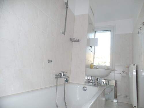 Tageslichtbad - 3 Zimmer Etagenwohnung zur Miete in Bernburg (Saale)