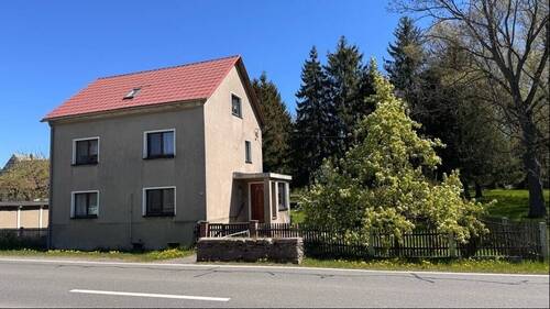 Straßenansicht - 3 Zimmer Einfamilienhaus zum Kaufen in Hainichen
