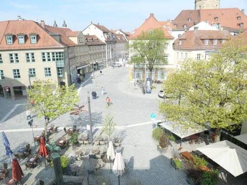 Anliegender Sternplatz - 3 Zimmer Etagenwohnung zur Miete in Bayreuth