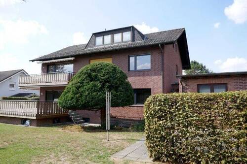 Aussenansicht - Wunderschöne 3 ZKB mit EBK, Balkon und Garage - Ruhige Lage in Niestetal-Heiligenrode