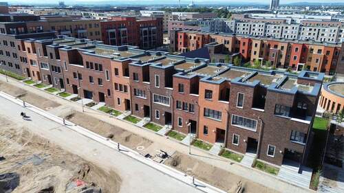 Straßenansicht.JPG - 5 Zimmer Mehrfamilienhaus, Wohnhaus zur Miete in Hannover