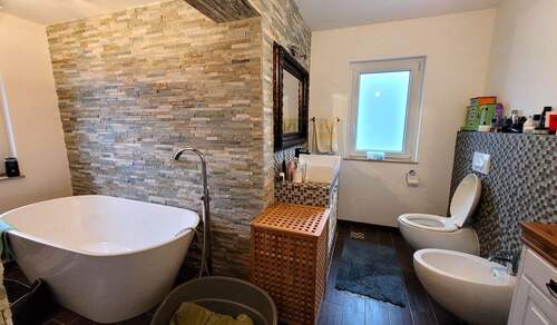 Bungalow 1 Badezimmer.jpg - 