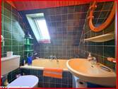 Badezimmer im Dachgeschoss - 