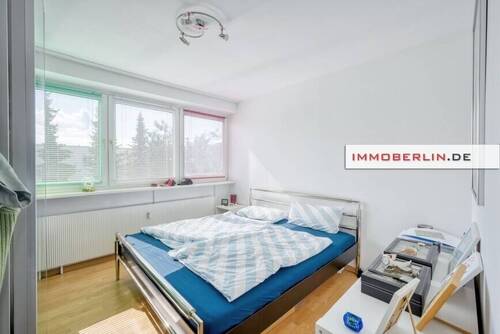 3 - 2 Zimmer Etagenwohnung in Berlin