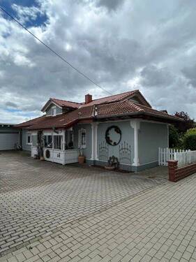 B3.jpeg - 6 Zimmer Einfamilienhaus in Haiger